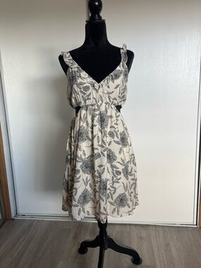 Abercrombie & Fitch Ruffle Cutout Mini Dress Cream Floral Medium Tall Summer